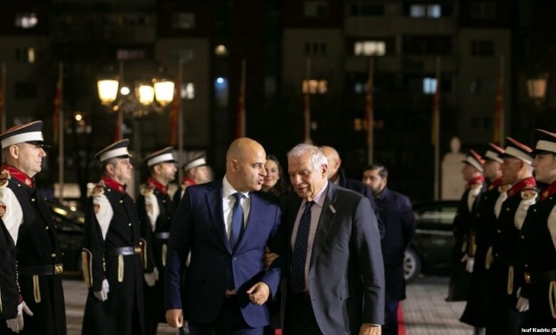 borrell lavrovi ne shkup duhet te degjoje se pse rusia eshte izoluar dhe sanksionuar 6567b4a461f99