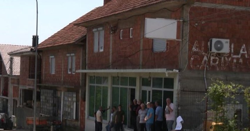 detaje nga rasti ku nje tre vjecar vdiq pasi u godit nga dyert e oborrit 66955068b080f