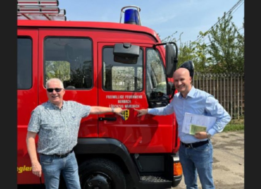 komuna e shtimes behet edhe me nje automjet te zjarrfikesve donacion nga gjermania 66c1ca8094a78
