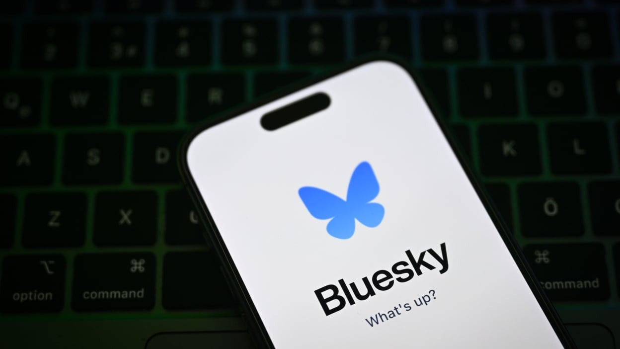 bluesky shton gjysem milione perdorues te rinj pasi ndryshimit te fundit te