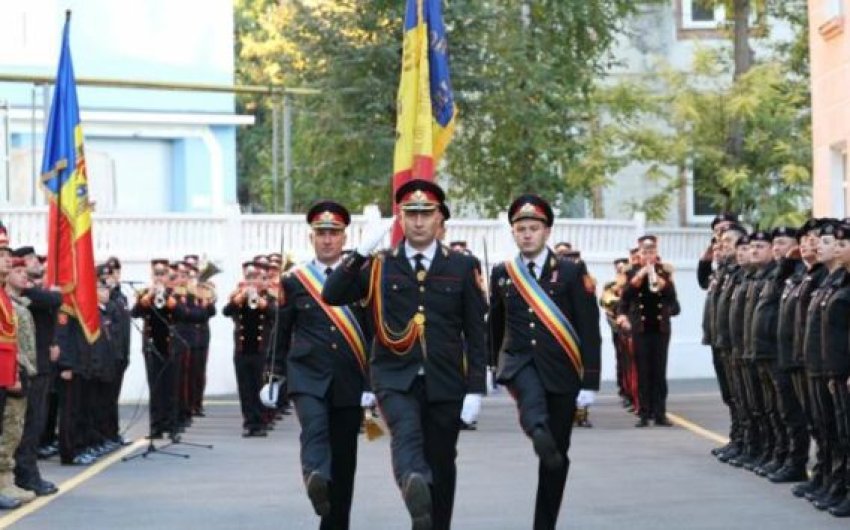 kontingjenti i dyte i karabiniereve moldave i bashkohet kfor it 6713d2dd3bd44
