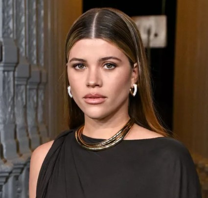 sofia richie humbi mbi 20 kilograme pas lindjes se vajzes eloise 67377aa49effe