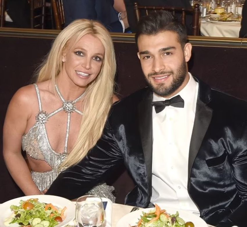 britney spears finalizoi divorcin nga sam asghari ne ditelindjen e saj te 43 te 674ddde3041d7