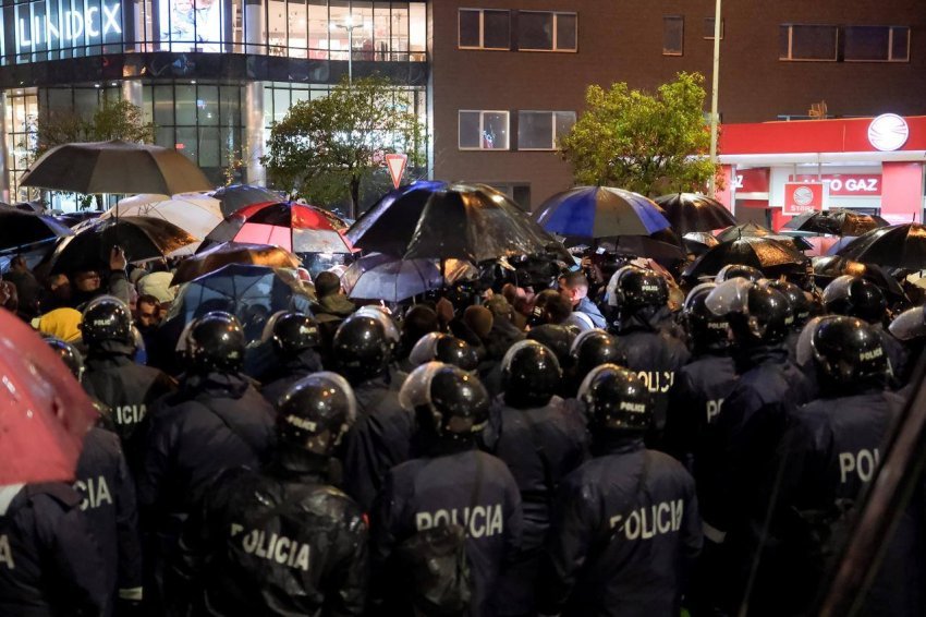 nje dite pas mosbindjes civile grupi parlamentar i pd kallezon ne spak ministrin e brendshem dhe drejtuesit e policise 676ae85cec9fd