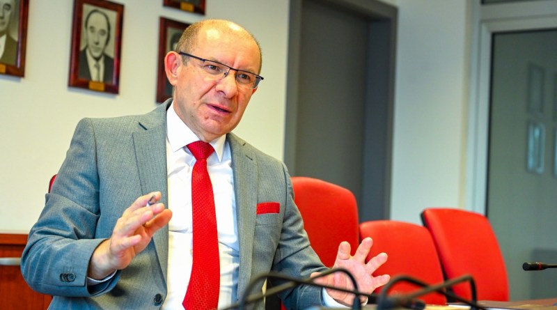 kocevski nuk dorehiqet do te terhiqem vetem nese konstatohet shkelje e rende disiplinore 67b4a8fe3bb97