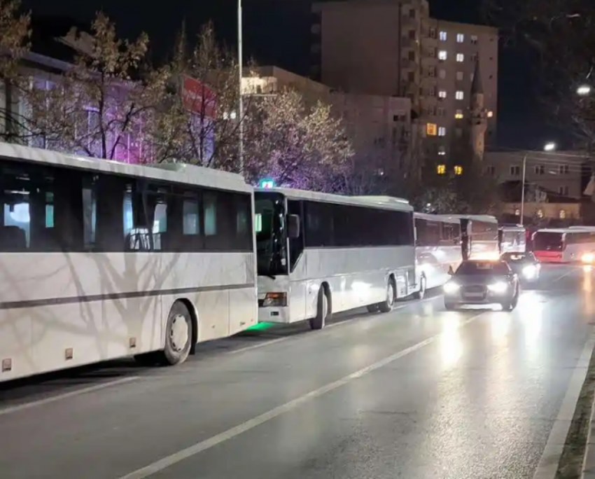 autobuset e podujeves nuk e ndalin greven 67d320312ff00