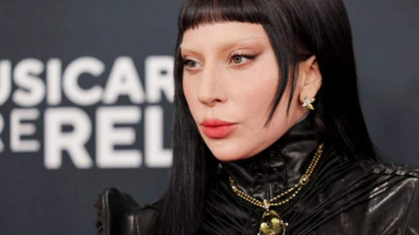 lady gaga ka dy unaza fejese dhe ka treguar pse 67d294f3464bf