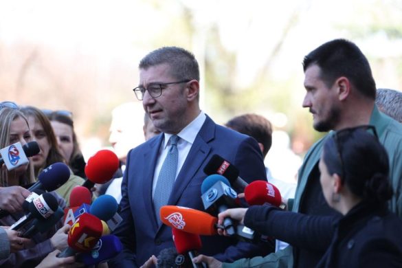 mickoski nuk eshte e vertete qe ndonje agjenci e sigurimit ka lidhje me vmro dpmne me jepni prova dhe neser do te jap doreheqje 67d968d510e8d