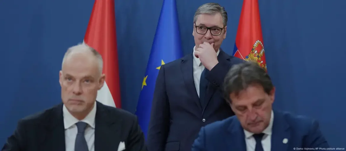 a po krijon tensione te reja bashkepunimi ushtarak mes beogradit dhe budapestit karshillek marreveshjes mes tiranes prishtines dhe zagrebit 67edbbda198ee