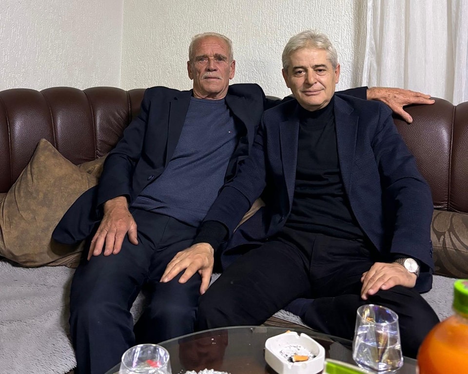 ali ahmeti vizitoi familjen e deshmorit te kombit ali mahmuti 67f97d2f7627a