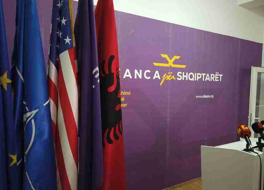 ash edhe tragjedite keqperdoren per ti goditur shqiptaret kjo eshte padrejtesi edhe ndaj viktimave te kocanit 67fbcbf4bd890