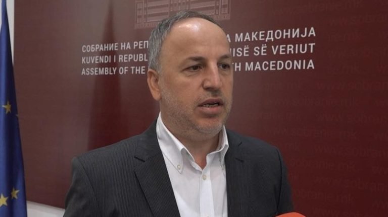 azizi vlen po shnderrohet ne makth per klanin e bdi se 6807fdb06daa1