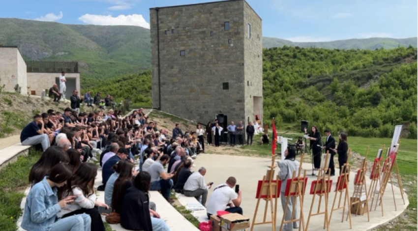 dita e librit ne fishte nderohet gjergj fishta poeti dhe politikani i shquar shqiptar 680a19818343d