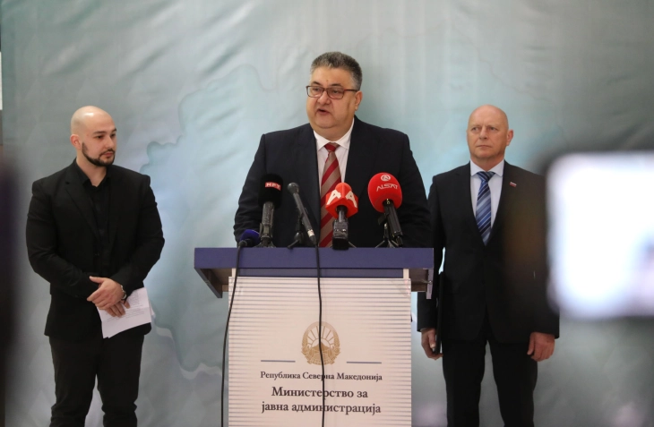 mincev ne ligjin per perfaqesim te drejte punojne eksperte te te drejtes kushtetuese do te dergohet ne komisionin e venecias ndersa pastaj ne kuvend 67efd2463d3a0