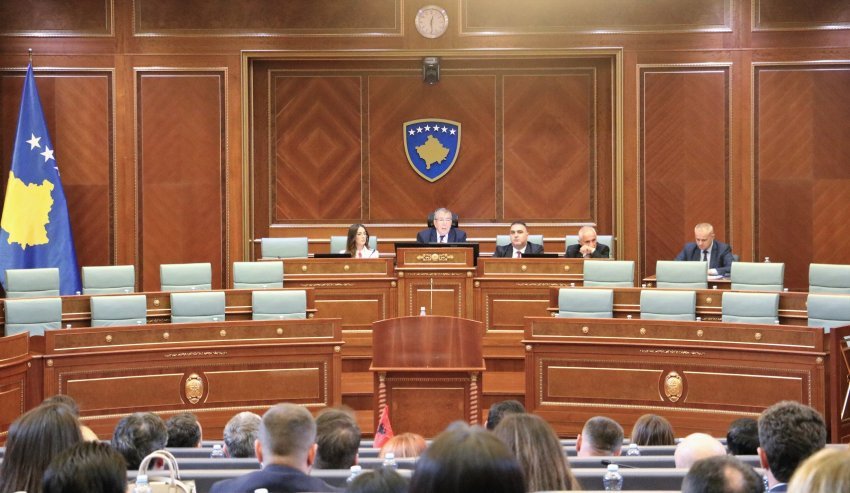 parashikohet deshtimi i seances se trete konstituive deputeteve u kerkohet dorezimi i mandateve 68027258aa0ea