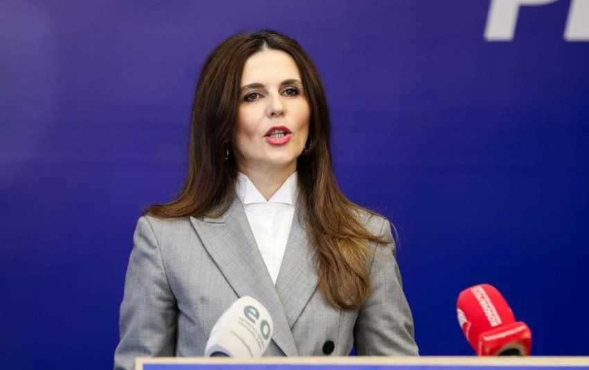 pdk ne vazhdimin e seances konstituive citaku e kemi obligim ne baze te rregullores 67ffcf3b630a0