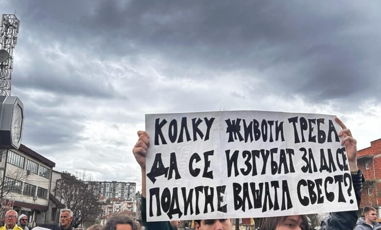 sot serish protestohet ne kocan per tragjedine ne diskoteken pulse 680cb71098505