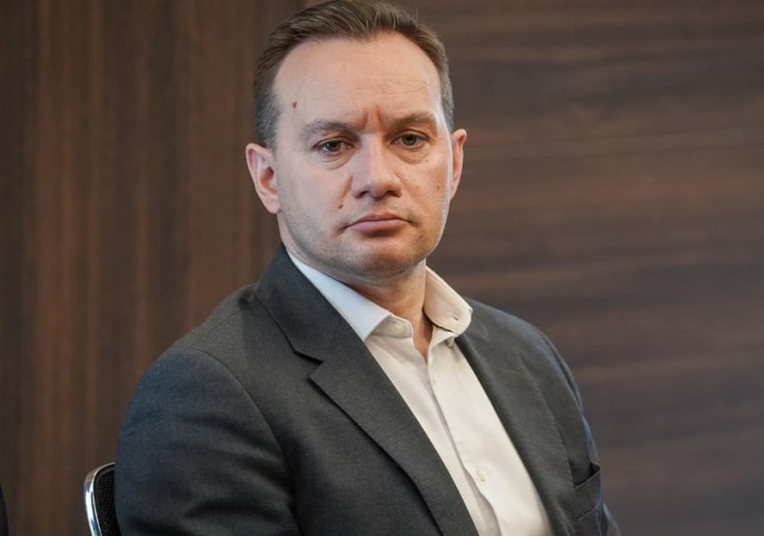 zogaj lvv ja si ka votat absurde deshtimi i sotem i konstituimit te kuvendit 6801753947675