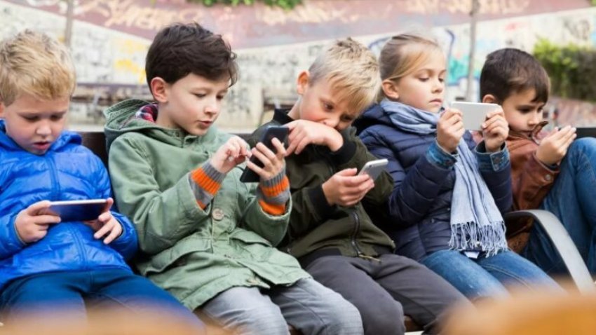 a do ti ndaloje be ja telefonat ne shkolle 68228e22450ff
