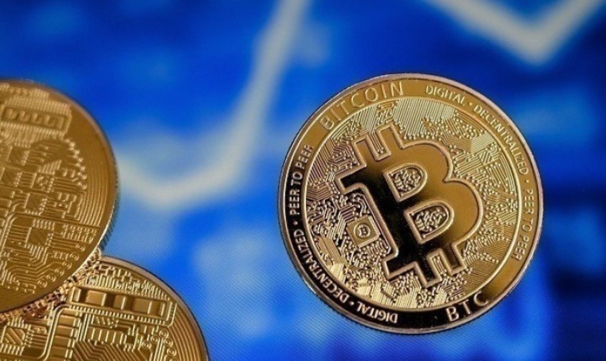 bitcoin kalon vleren 100 000 dollare per here te pare qe nga shkurti cili eshte shkaku 681db5e09ddc1