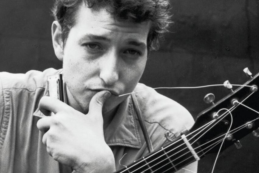 kengetari ikonik bob dylan mbush 84 vjec 683326c04c367