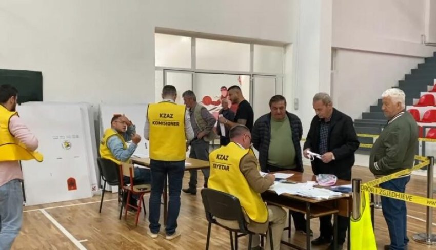 nis shperndarja e materialeve zgjedhore ne qarkun e korces per here te pare votojne edhe grate e denuara ne burgun e pojskes 681f319ff2237