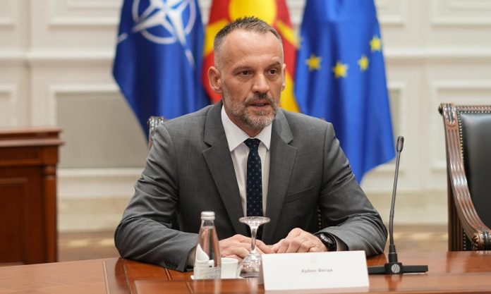 a bre non grata po te lige jeni fetai demaskon fushaten e radhes te bdi se 68838d53377d5