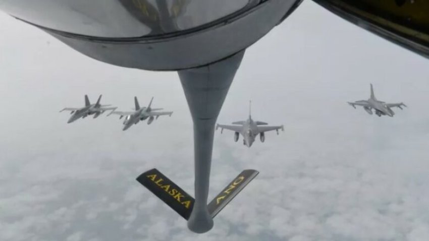 aeroplanet luftarake te norad it tregojne muskujt prane kufirit rus 687e44220efa9