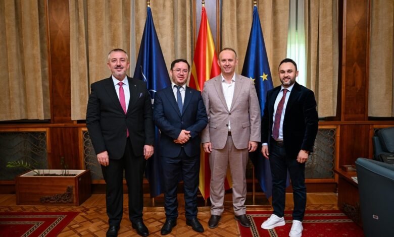 afrim gashi takohet me kreun e komunitetit musliman shqiptar ne zvicer 688a82283c4d4