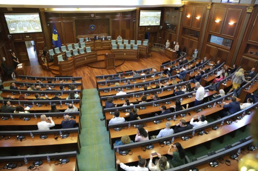 ambasadoret e vendeve mike neser ne vazhdimin e 52 te per konstituimin e kuvendit 688237a6ad669