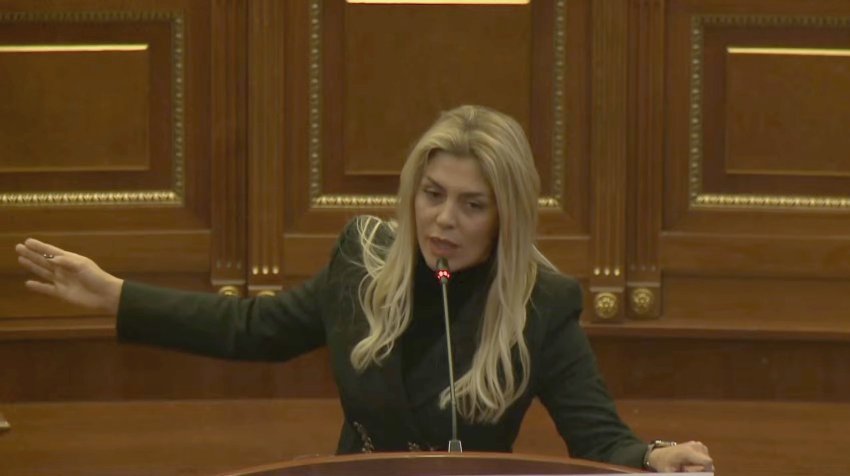 Deliu-Kodra: Haxhiu, ministrja më e dobët dhe e paaftë në histori të Kosovës 2 deliu kodra haxhiu ministrja me e dobet dhe e paafte ne histori te kosoves 6887ee0e34fcc