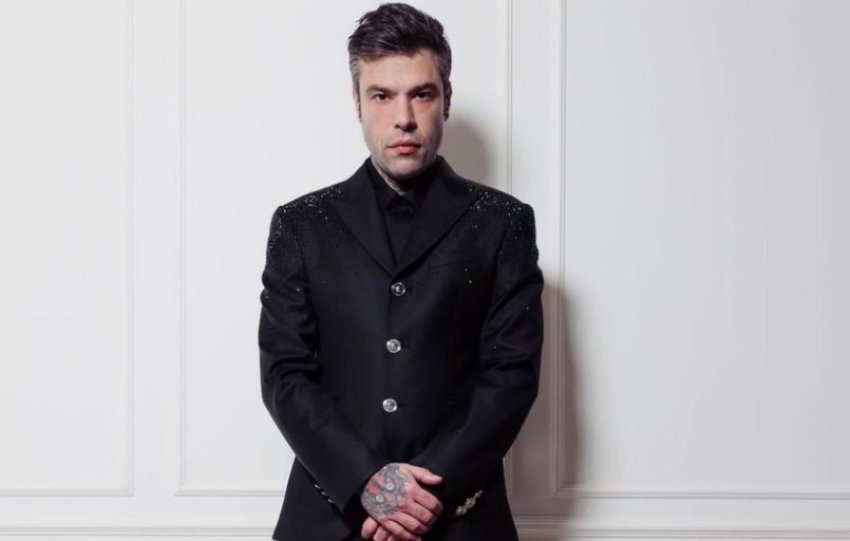 fedez trondit me rrefimin e tentatives per vetevrasje ne librin autobiografik 6871557565f1e