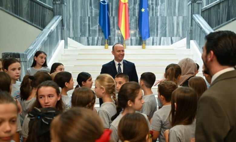 gashi pret nxenesit e shkolles verore te myftinise se shkupit femijet jane forca qe formeson te ardhmen 68779cce4f51e