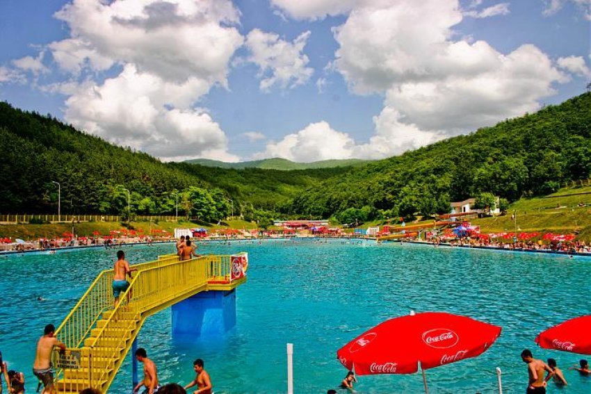 hapet pishina e germise pas voneses nga mungesa e ujit cmimet e njejta si vitet e kaluara 686d0b5b79016