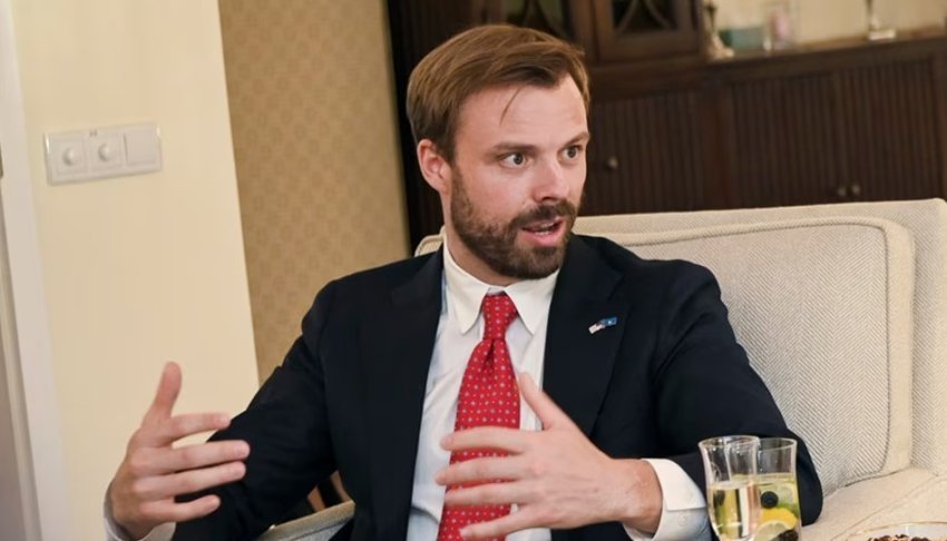 kriza ne kuvend dhe te drejtat e serbeve temat e diskutimit mes hanrahanit dhe politikaneve 6874982db5089