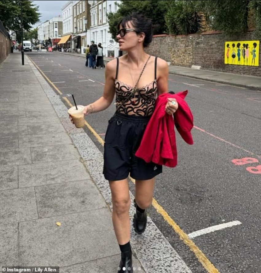 lily allen provokon me te brendshme te kuqe tregon me krenari rezultatet e operacionit te gjoksit 68718db268099