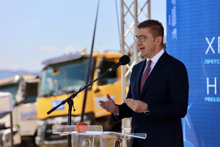 mickoski pas nje viti nga paralajmerimi po realizohet investimi me i madh prej gjysme miliarde dollaresh i cili do te prodhoje nje teravat energji elektrike 6877a1dc1a116