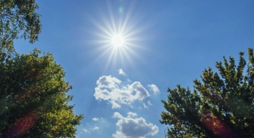 Moti sot: Me diell dhe i nxehtë 3 moti sot me diell dhe i