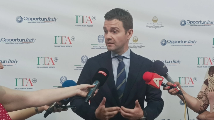 mucunski fatkeqesisht edhe ne shekullin e 21 te identiteti eshte nje kategori qe vendet qe e quajne veten evropiane po perpiqen ta kontestojne 686502a826e24