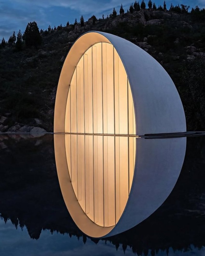 ne taian te kines ndodhet hena qe nuk perendon 6870171150a22