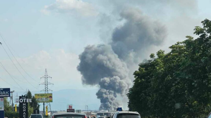 nga zjarri ne lipjan digjen dy depo 68777b496f8e1