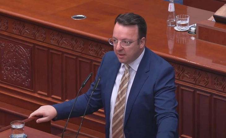 Nikolloski: Dallimi kyç mes kësaj qeverie dhe të kaluarës është që është tani jepen rezultate, janë zhbllokuar projektet nga korridoret 8 dhe 10 2 nikolloski dallimi kyc mes kesaj qeverie dhe te kaluares eshte qe eshte tani jepen rezultate jane zhbllokuar projektet nga korridoret 8 dhe 10 688b631fc2a74