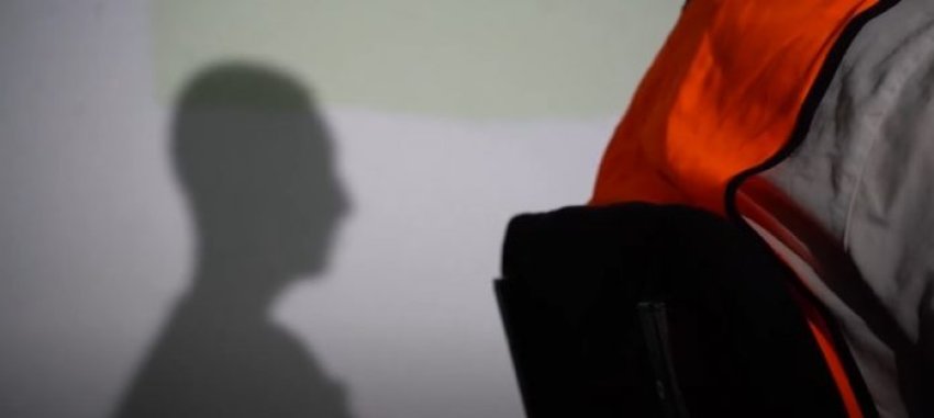 Një thikë 13 euro dhe një gabim që i kushtoi me burg – rrëfimi i 18-vjeçarit të dënuar për tentim vrasje 2 nje thike 13 euro dhe nje gabim qe i kushtoi me burg rrefimi i 18 vjecarit te denuar per tentim vrasje 687adb443fb35