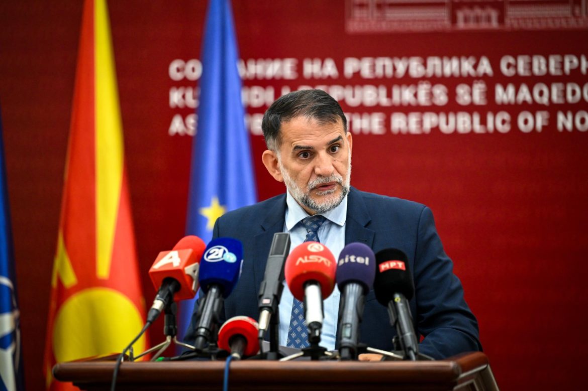 Pasi në Kuvend nuk kaloi kërkesa për debat për ndihma në Gazë, reagon Salih Murat 1 pasi ne kuvend nuk kaloi kerkesa per debat per ndihma ne gaze reagon salih murat 6882741dbc62f