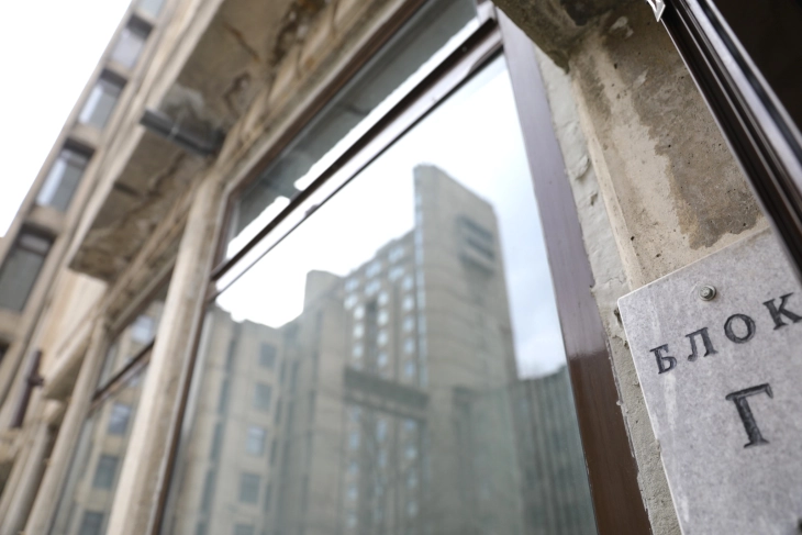 perfundon afati per paraqitje elektronike per vendosje ne konvikte 68887edf38688