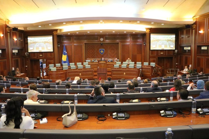 perpjekja e 44 te per konstituimin e kuvendit sot serish mblidhen deputetet 686e00ac35570