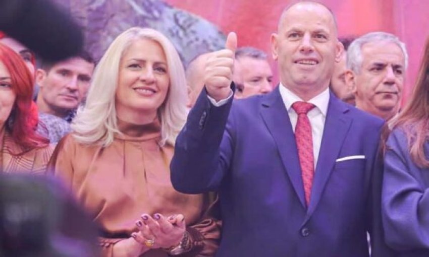 reagon gruaja e ramiz lladrovcit pasi ky i fundit nuk u kandidua per kryetar te drenasit 6887294b8a0f5