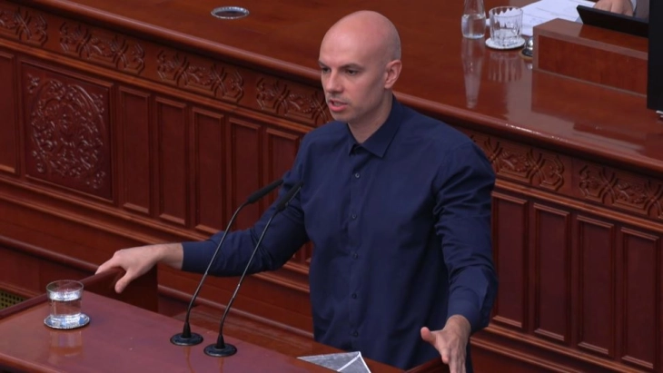 rritja lineare e pensioneve para deputeteve fillimi i seances shtyhet per ne mesdite 688203aa33fd5