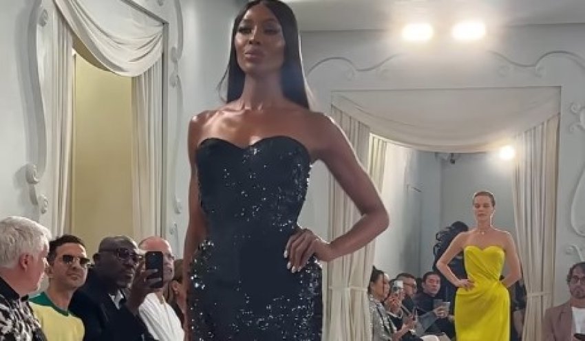 se ben hesap moshen naomi shfaqet ne pasarelen e balenciaga s 686e5e23d2ca9