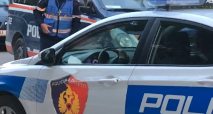 Terror në Sarandë, kanosi me thikë dhe ndoqi 41 vjeçarin/ Shpallet në kërkim i riu 2 terror ne sarande kanosi me thike dhe ndoqi 41 vjecarin shpallet ne kerkim i riu 68862bca61aee